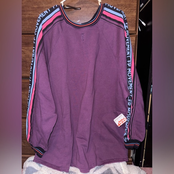 Free People Tops - NWT Free People Pullover Crewneck
